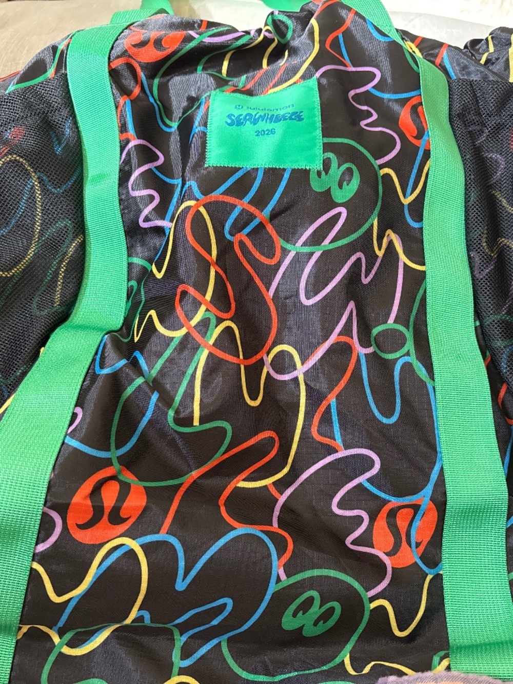 Lululemon seawheeze race tote